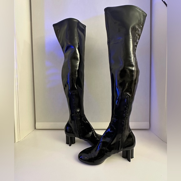 Vintage Louis Vuitton knee-high patent leather boots - Picture 1 of 7
